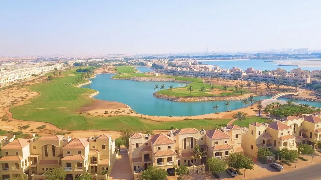 Golf Apartments