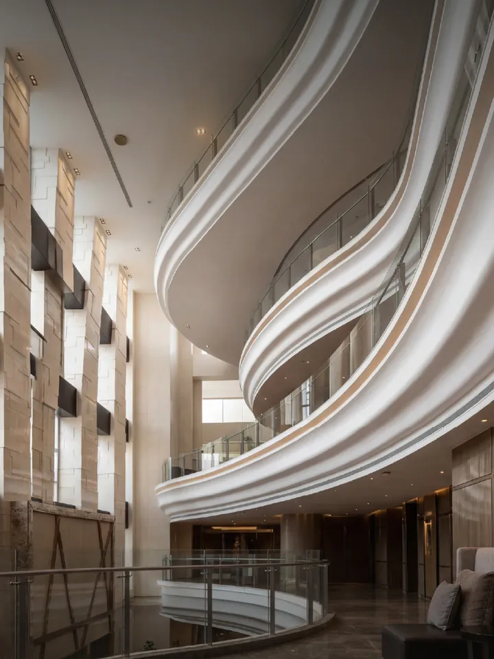 Shangri-La SZR