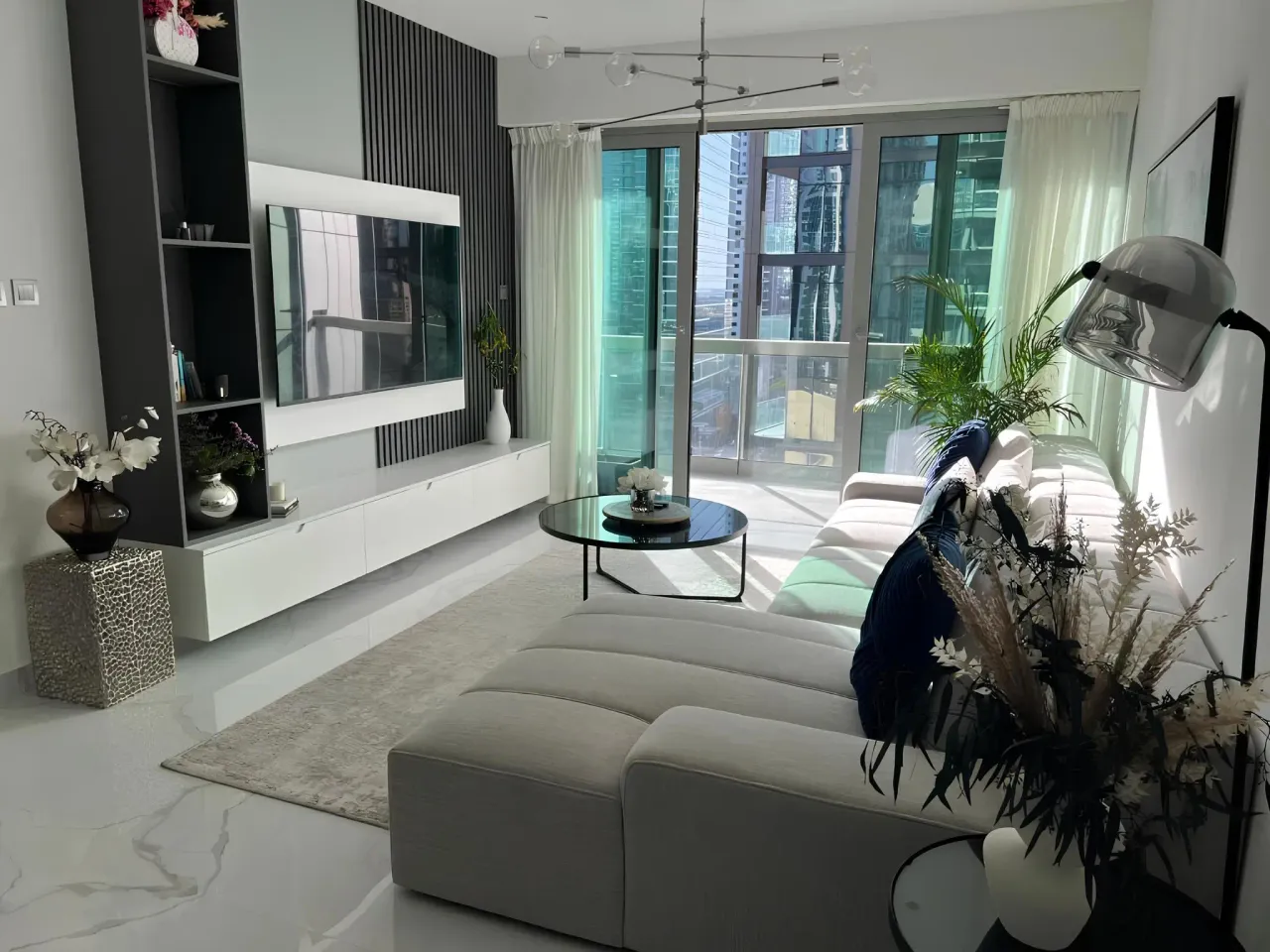 8 Boulevard Walk